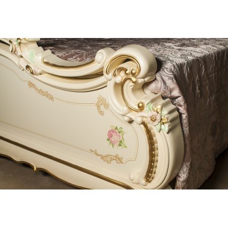 Спальня Шейх с 6-ти дверным шкафом слоновая кость + золото