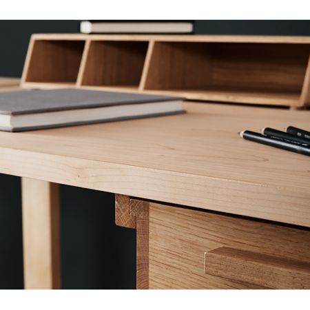 Стол письменный Frame Desk  by Barnby & Day