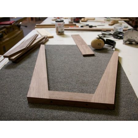 Стол письменный Laura Desk by Phloem Studio