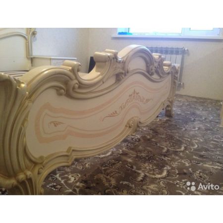 Кровать Грация со спальным местом 1600х2000 мм и размерами 1905х2200х1550 мм слоновая кость + шелкография
